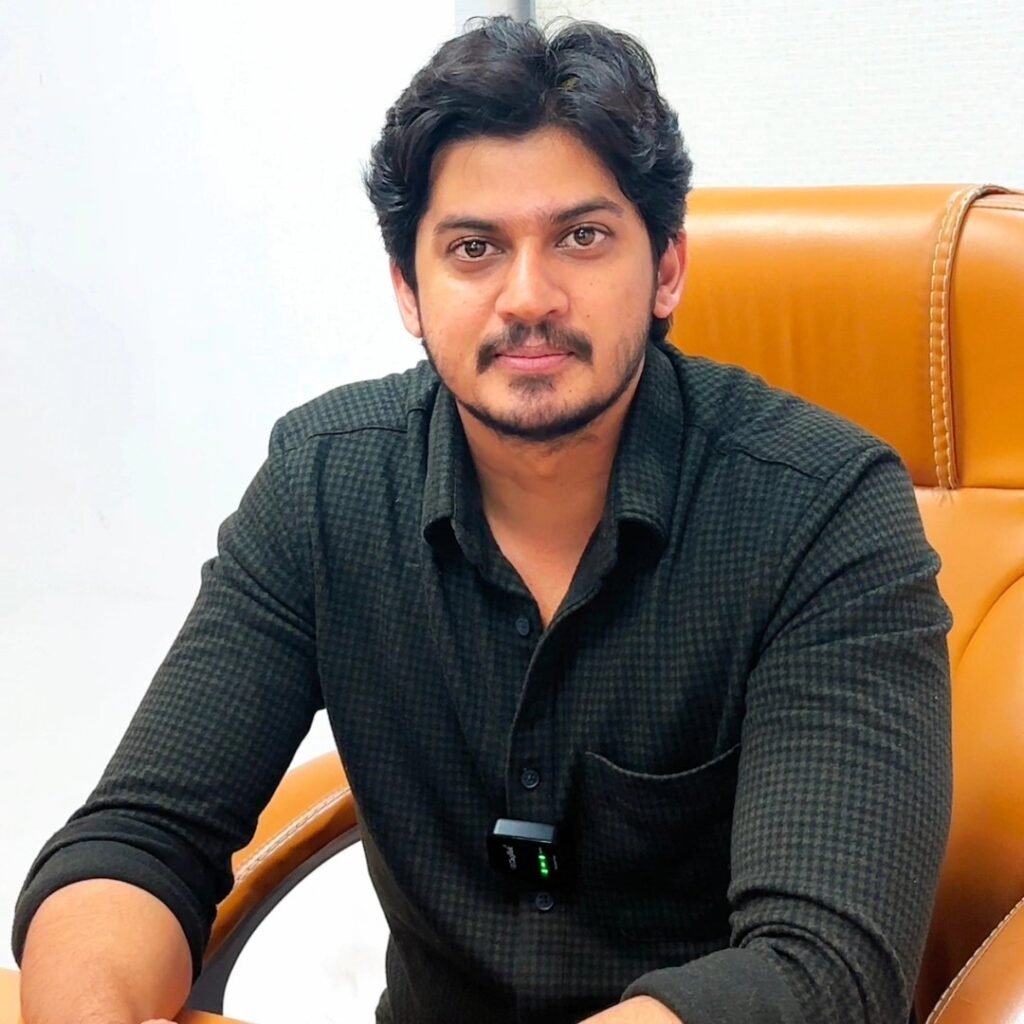 Krishna - expert digital marketing trainer and instructor at Kravos Concept Hyderabad teaching SEO SEM social media